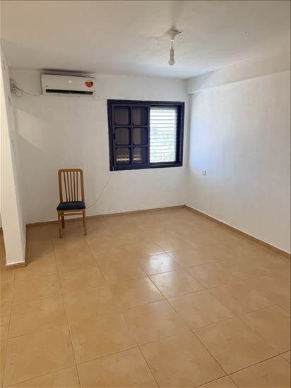 תמונה 3 ,דירה 4 חדרים להשכרה בקדימה צורן, שדרות יצחק בן צבי, 