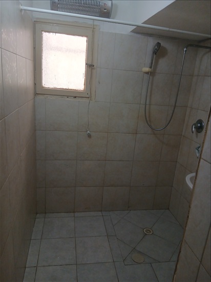 תמונה 2 ,דירה 2.5 חדרים להשכרה בבת ים, כצנלסון 9, 