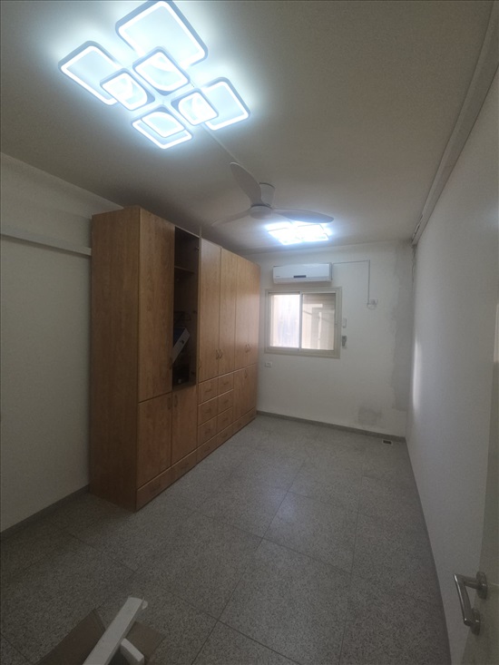 תמונה 4 ,דירה 4 חדרים להשכרה ברכסים, השקד, גבעה ג