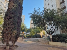 תמונה 7 ,דירה 3 חדרים להשכרה ברמת השרון, חטיבת אלכסנדרוני,  מורשה