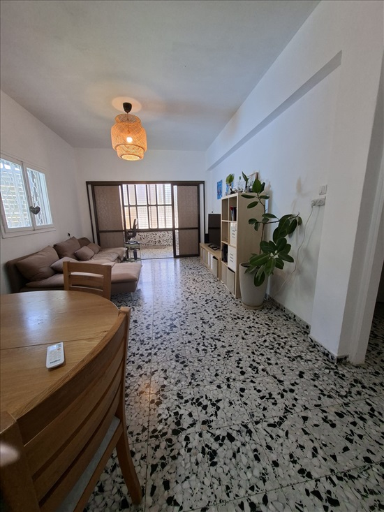 תמונה 1 ,דירת גן 2.5 חדרים להשכרה ברמת גן, עלומים, 