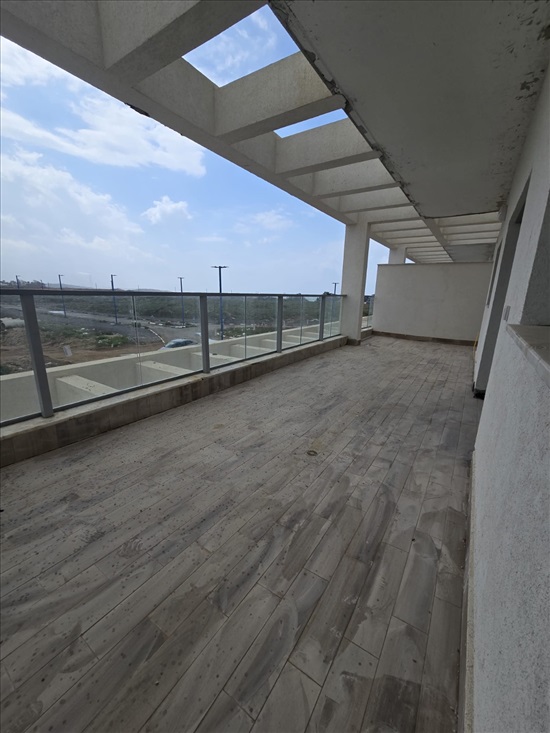 תמונה 5 ,דירה 6.5 חדרים להשכרה בג'אסר א זרקא, אל בחר, 