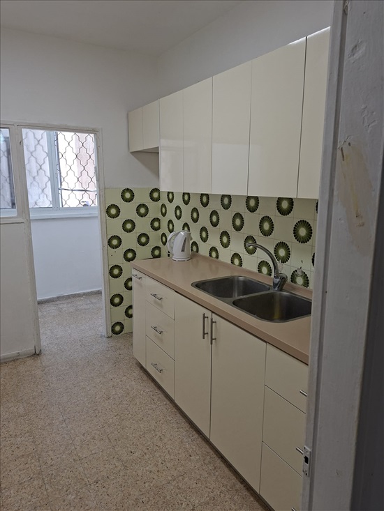 תמונה 2 ,דירה 3 חדרים להשכרה בהרצליה, העצמאות , 