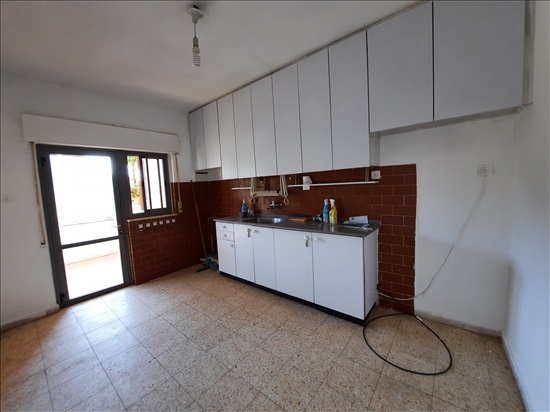תמונה 1 ,דירה 5 חדרים להשכרה בירושלים, נוף הרים, יפה נוף