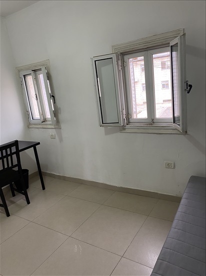 תמונה 3 ,דירת גג 3 חדרים להשכרה בירושלים, סוכת שלום, נחלאות