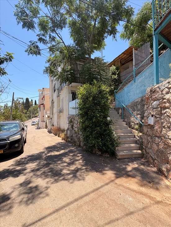 תמונה 2 ,דו משפחתי 1 חדרים להשכרה בחיפה,  המחנך נפחא, נוה יוסף