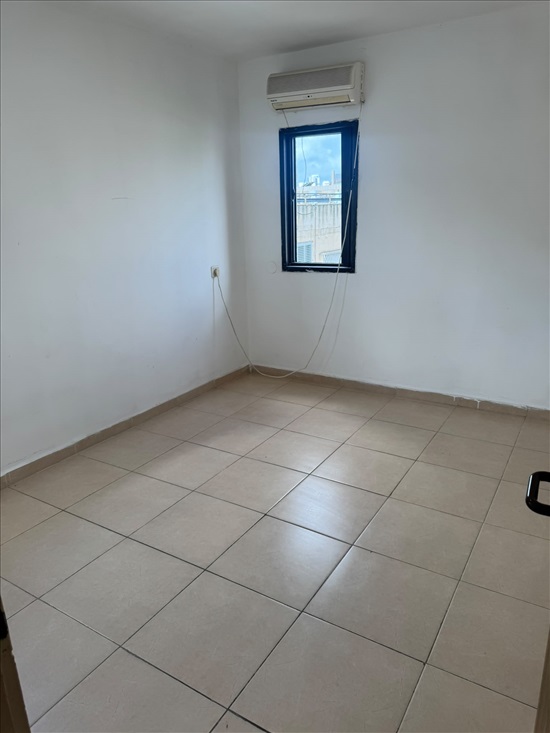 תמונה 9 ,דירה 4 חדרים להשכרה בחולון, חיים וייצמן 82, 