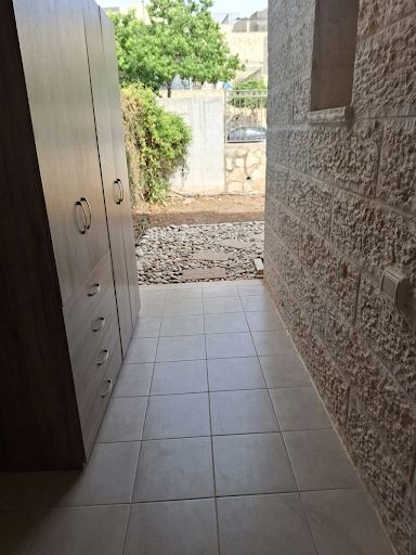 תמונה 4 ,דו משפחתי 4 חדרים להשכרה בכרם רעים, הירדן ., 