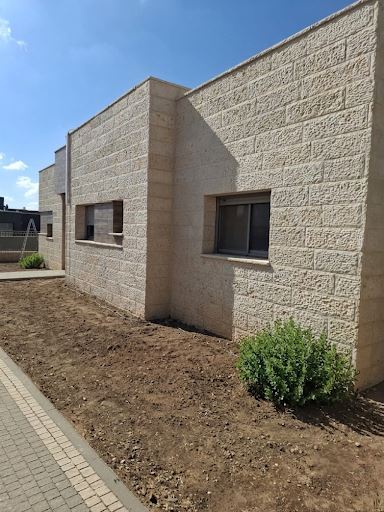 תמונה 2 ,דו משפחתי 4 חדרים להשכרה בכרם רעים, הירדן ., 