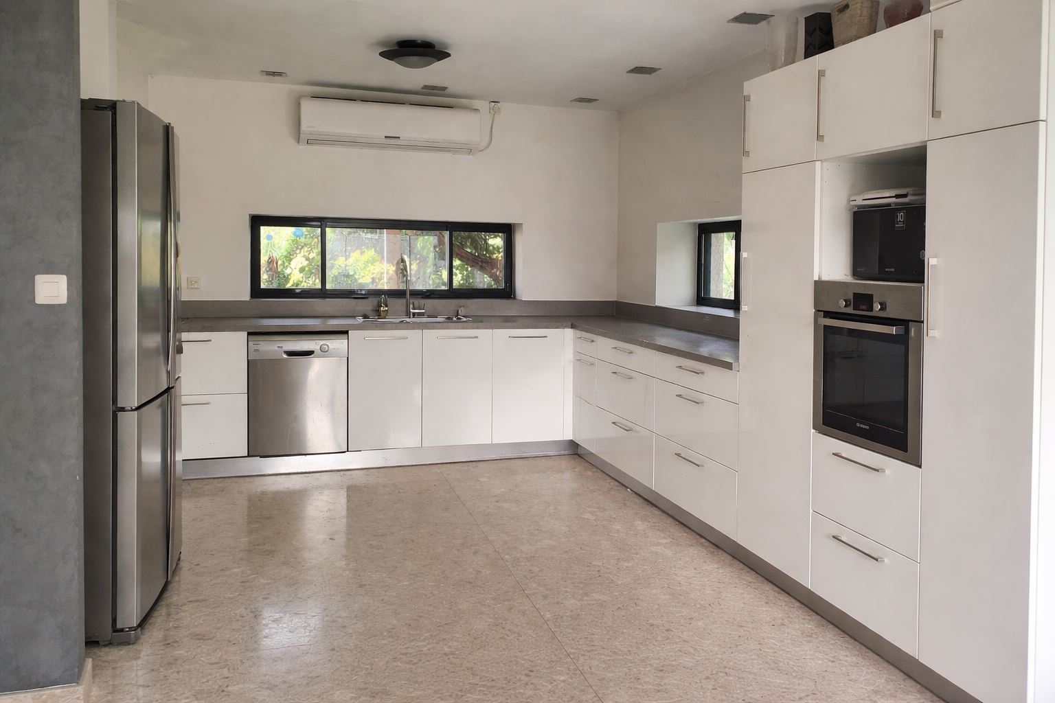 תמונה 3, בית פרטי 4 חדרים להשכרה בכפר חיים, הדרך לים