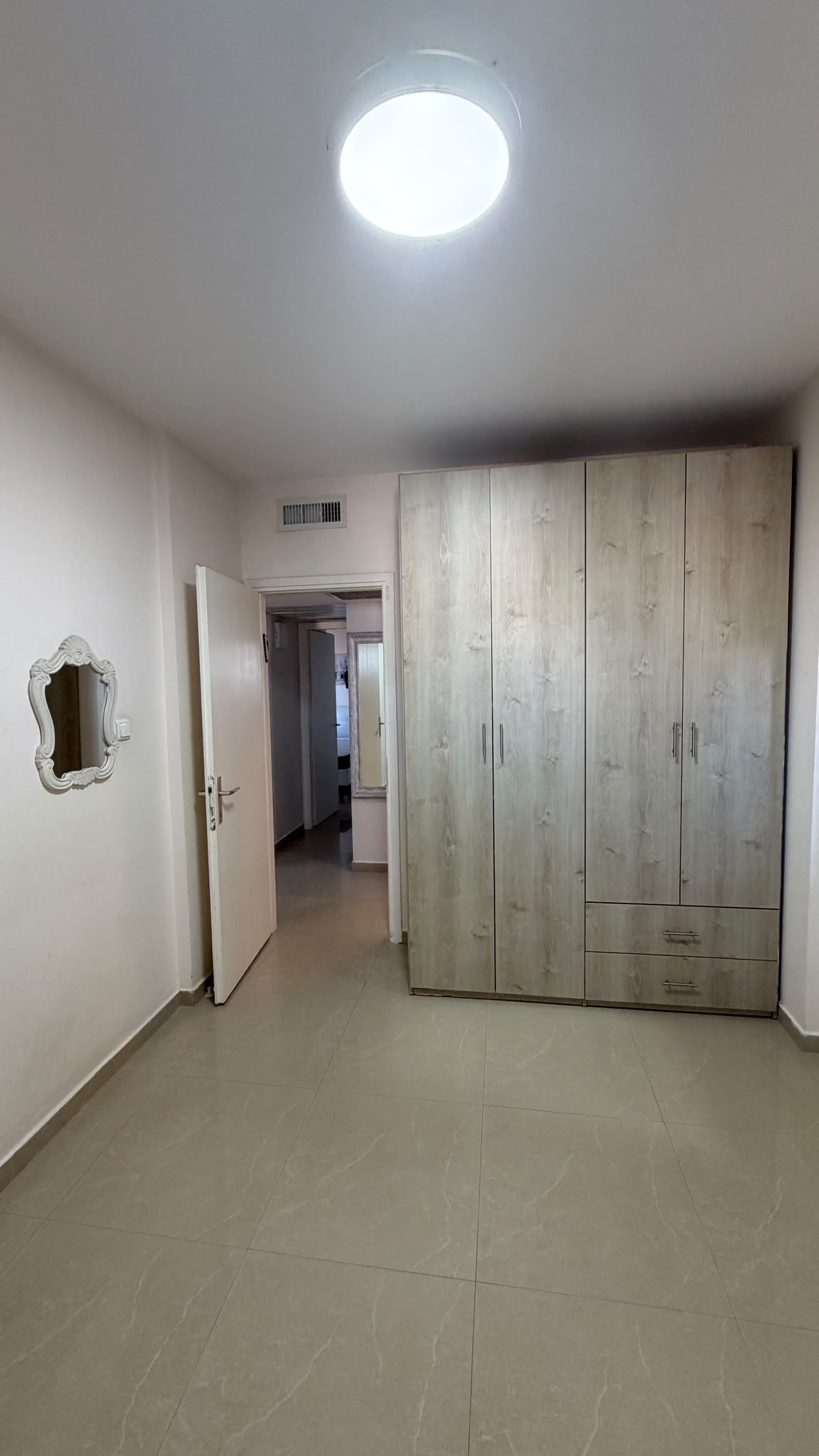 תמונה 3, דירה 4 חדרים להשכרה בראשון לציון, המלחים, נווה ים