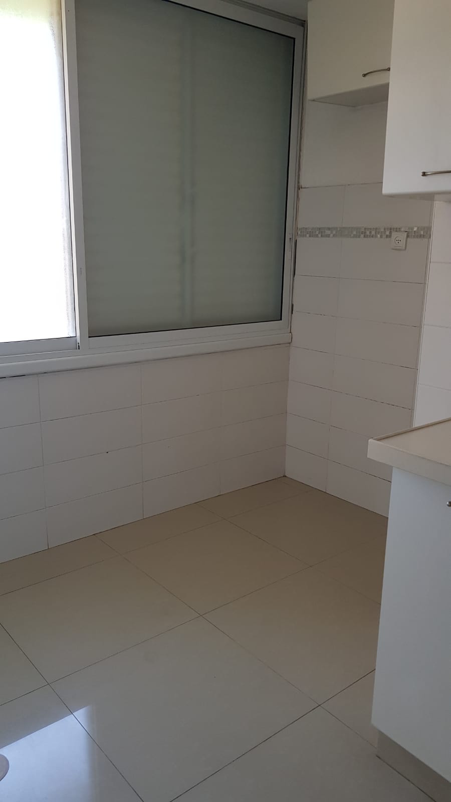 תמונה 3, דירה 3 חדרים להשכרה בתל אביב, הרצפלד אברהם, ניר אביב