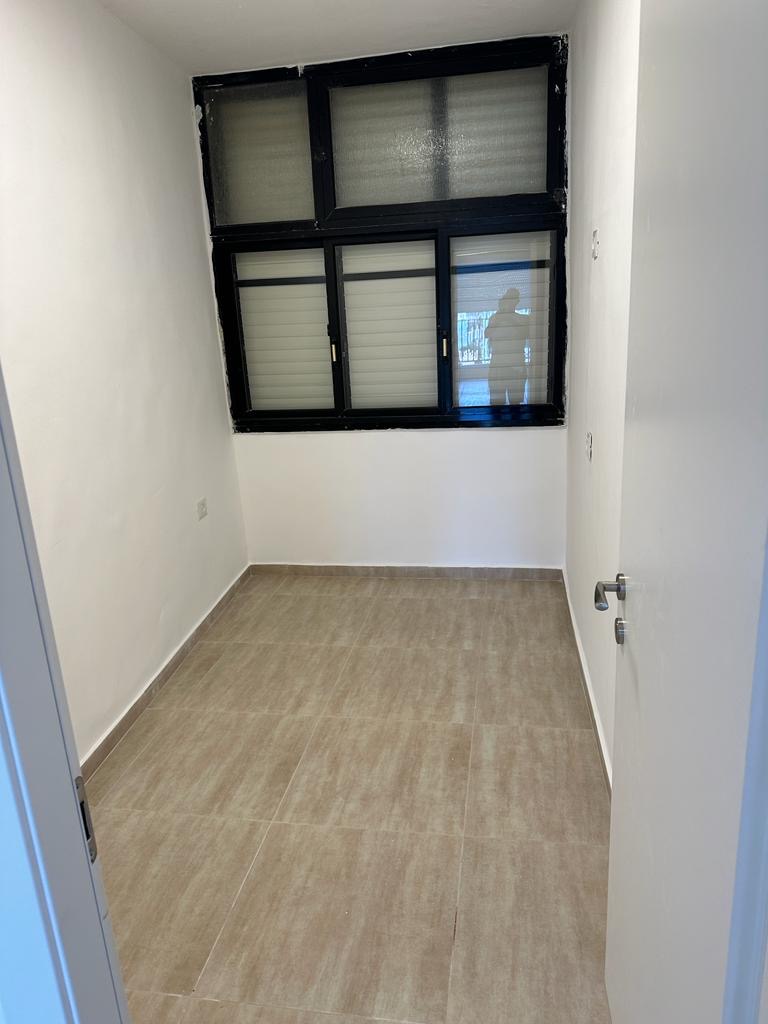 תמונה 4, דירה 2.5 חדרים להשכרה בבת ים, שדרות העצמאות , מרכז