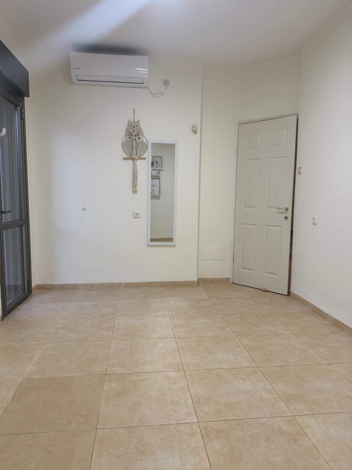 תמונה 4, יחידת דיור 2 חדרים להשכרה בחיפה, רחוב נורית, ורדיה  