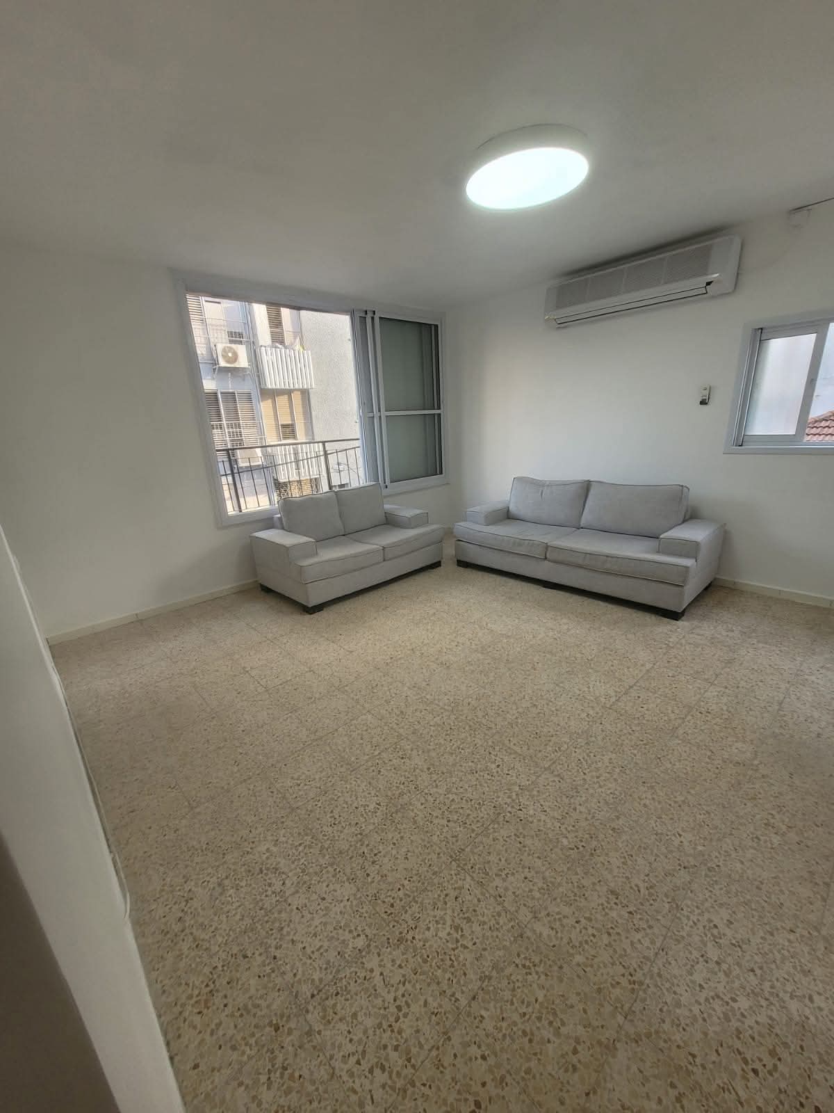 תמונה 2, דירה 3 חדרים להשכרה בראשון לציון, פישלזון 6