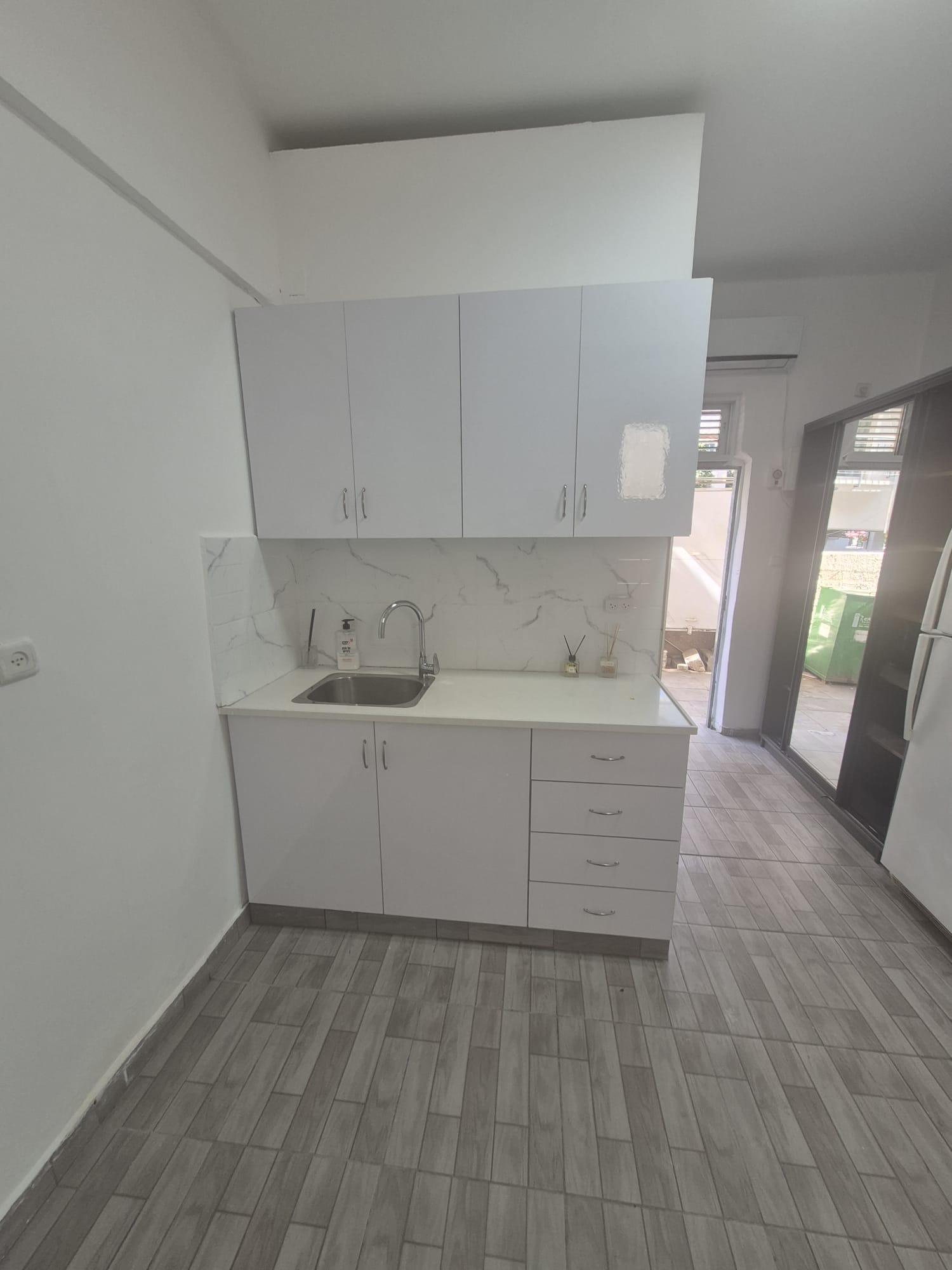 תמונה 2, דירה 1 חדרים להשכרה בתל אביב יפו, דיזנגוף