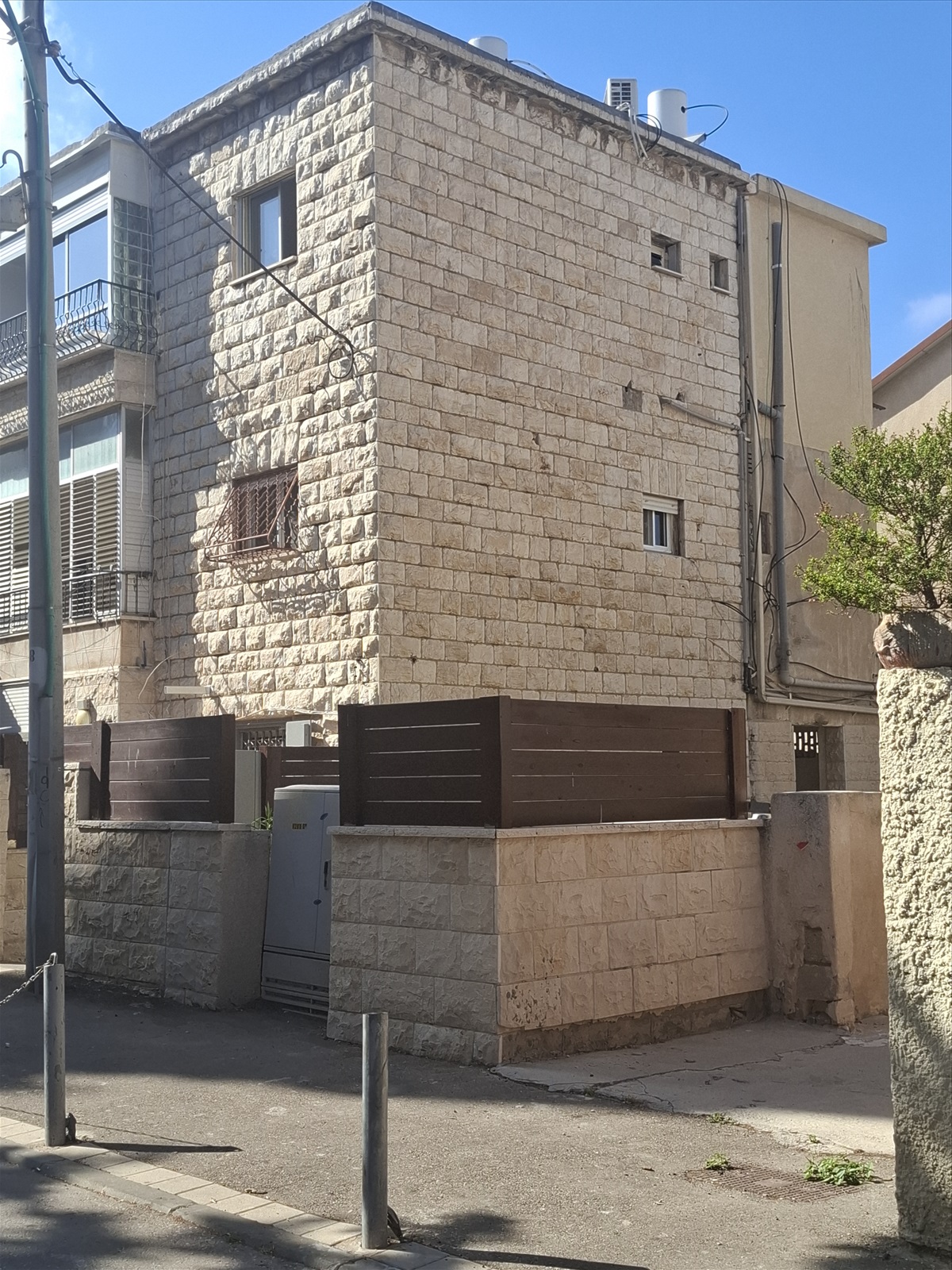 תמונה 2, דירה 3 חדרים להשכרה בחיפה, רדק 12 , המושבה הגרמנית