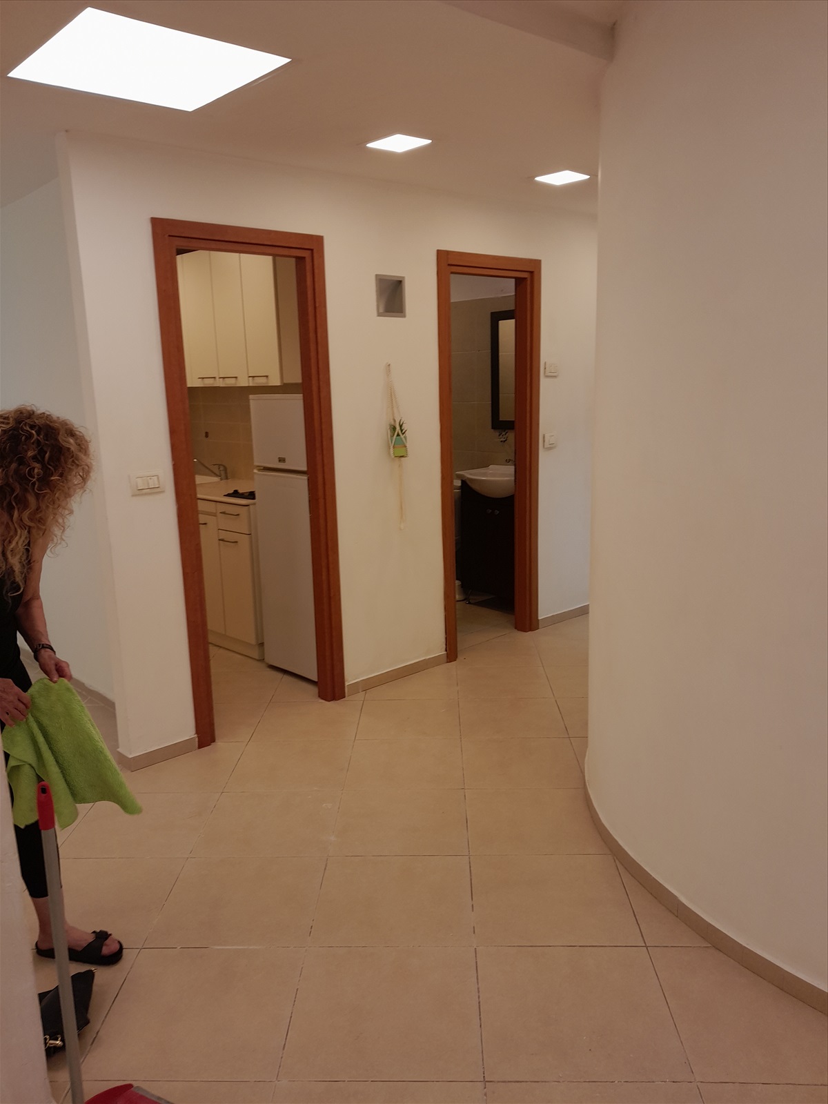 תמונה 1, דירת סטודיו 2 חדרים להשכרה בתל אביב, העבודה