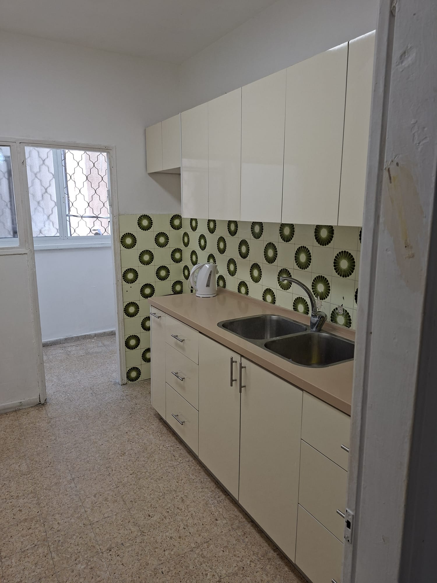 תמונה 2, דירה 3 חדרים להשכרה בהרצליה, העצמאות 
