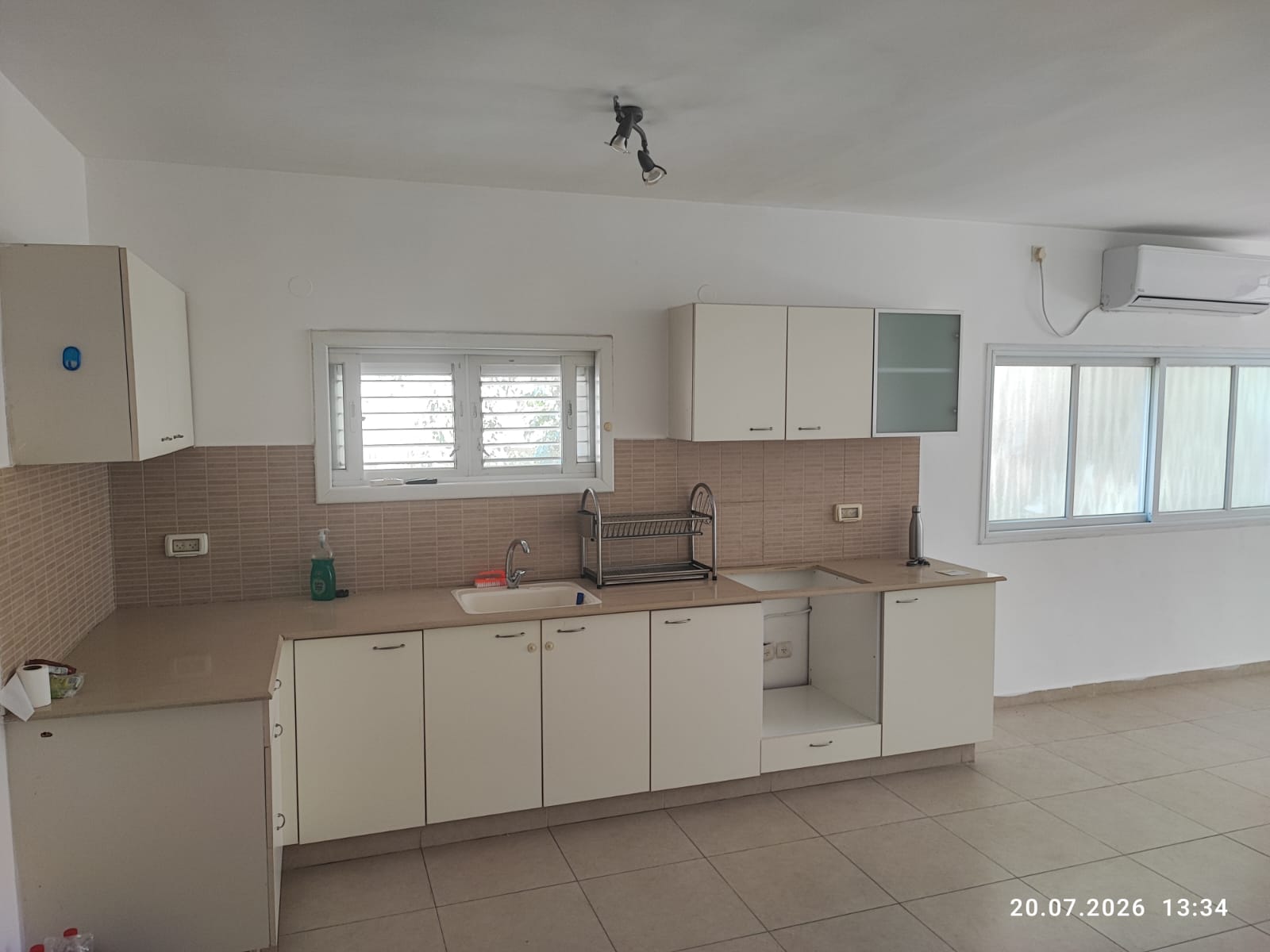 תמונה 2, דירה 3 חדרים להשכרה בהרצליה, בני בנימין, נוה עובד