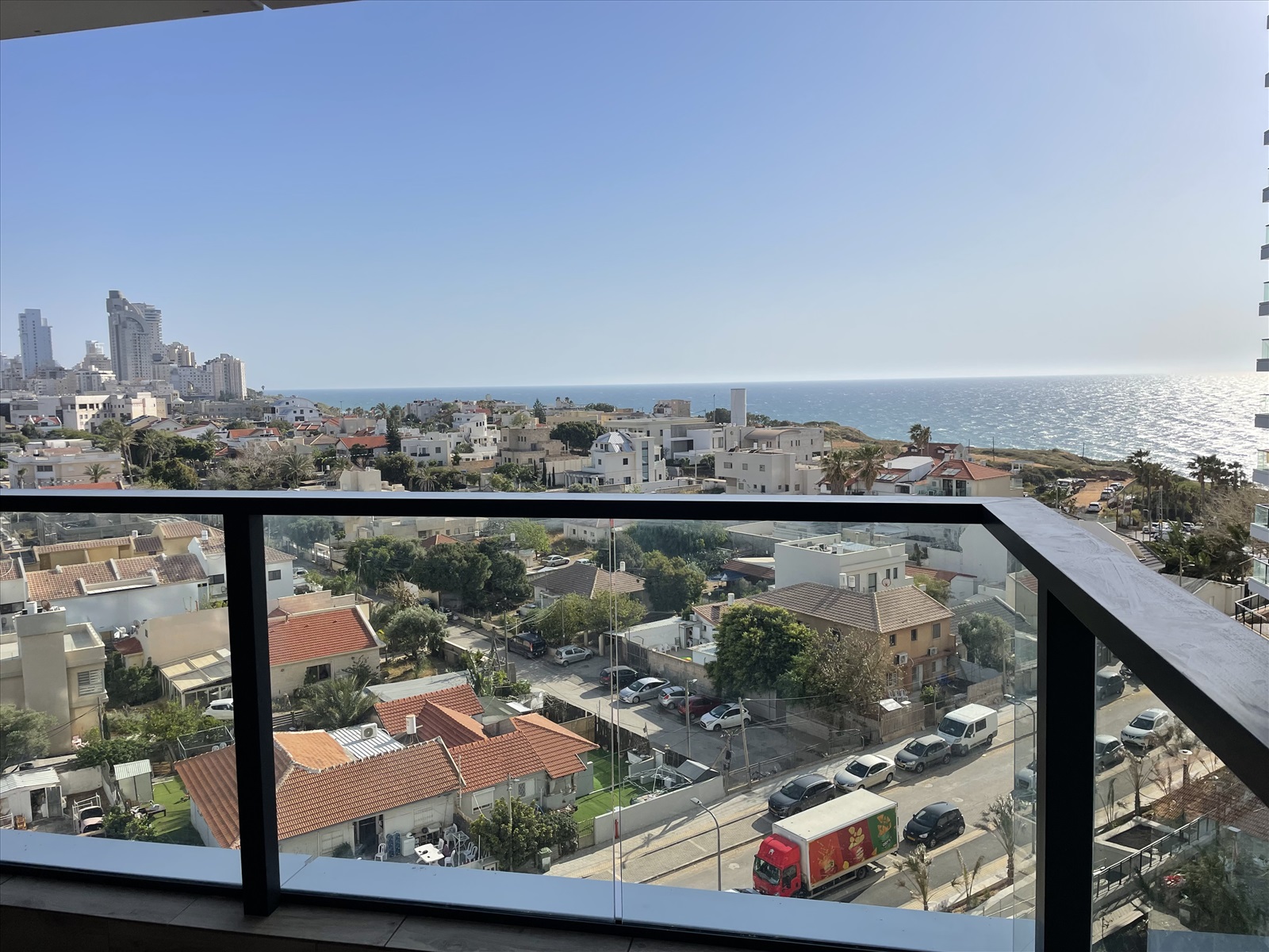 תמונה 3, דירה 4 חדרים להשכרה בנתניה, אלמוג, חוף הזהב - עין התכלת