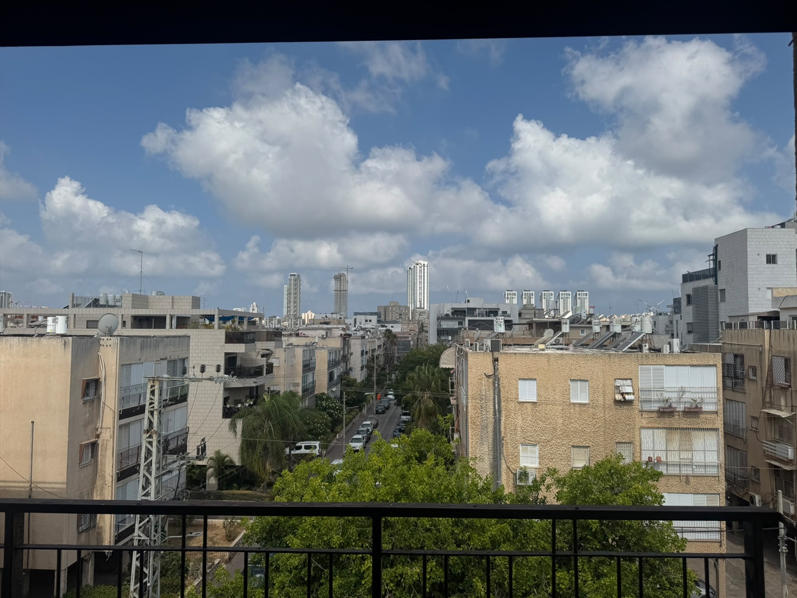 תמונה 2, דירה 4 חדרים להשכרה בחולון, חיים וייצמן 82