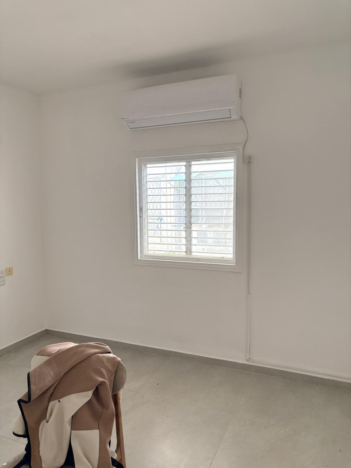 תמונה 1, דירה 2.5 חדרים להשכרה בחולון, ההגנה, אגרובנק