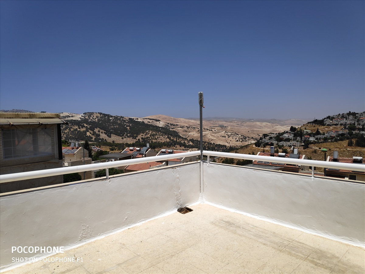 תמונה 1, דירת גג 4.5 חדרים להשכרה במעלה אדומים, פרי מגדים, מגדים