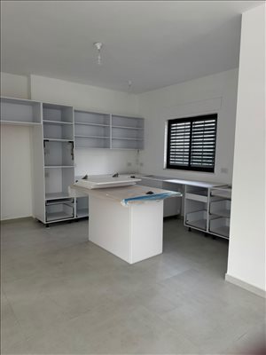 בית פרטי להשכרה 6 חדרים בפרדס חנה-כרכור תל צבי  