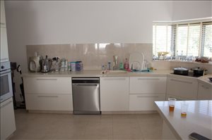 בית פרטי להשכרה 5 חדרים בחצב המיסדיים שביל החרוב 