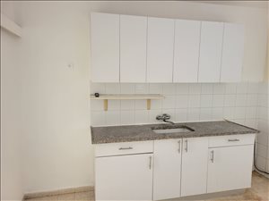 דירה להשכרה 3.5 חדרים ברעננה דרור  