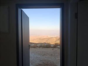 קראוון להשכרה 3 חדרים במעלה מכמש מצפה דני  מצפה דני 