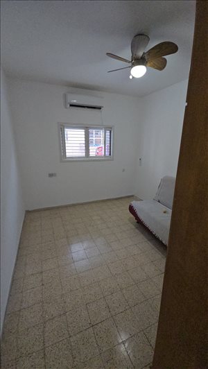דירה להשכרה 3.5 חדרים בראשון לציון קרית ספר כצנלסון 
