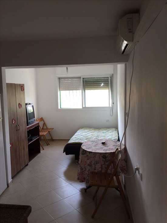 תמונה 4 ,דירה 1.5 חדרים להשכרה בירושלים, חוזה סן מרטין, 