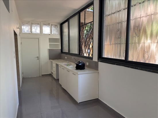 תמונה 3 ,דו משפחתי 3 חדרים להשכרה ברמת גן, איינשטיין, 