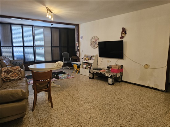 תמונה 2 ,דירה 4 חדרים להשכרה ברחובות, לייב פינסקר 14, 