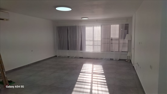 תמונה 2 ,דירה 3 חדרים להשכרה בחולון, פנחב לבון 2, שיכון ותיקים