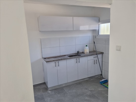 תמונה 2 ,דירה 3 חדרים להשכרה בנשר, דרך השלום 38, 