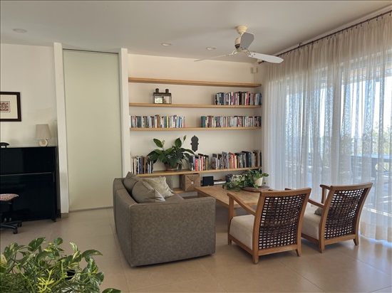 תמונה 1 ,בית פרטי 6.5 חדרים להשכרה בנטף, דרך כפירה, 