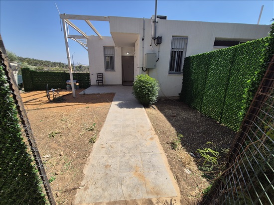 תמונה 1 ,בית פרטי 5 חדרים להשכרה במבוא מודיעים , שלמה קרליבך, 