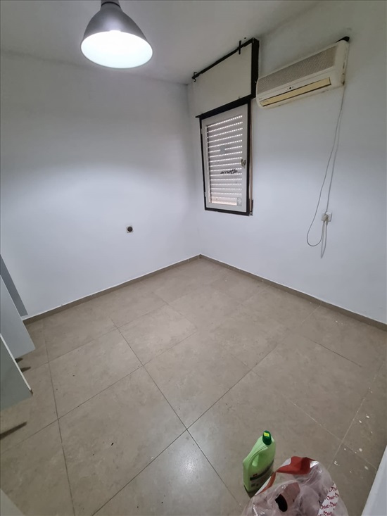 תמונה 4 ,דירה 3 חדרים להשכרה בנתניה, טרומפלדור, 