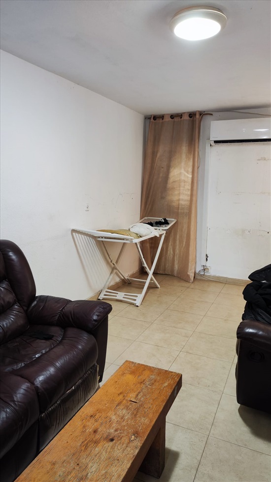 תמונה 2 ,דירה 3 חדרים להשכרה באזור , יצחק שדה, צמודה למתנס ולמועצה מקומית
