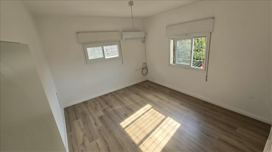 תמונה 5 ,דירה 2.5 חדרים להשכרה בגבעתיים, צה"ל, ארלוזורוב