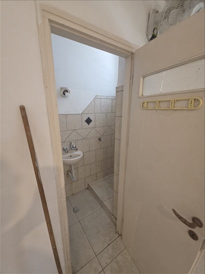 תמונה 4 ,דירה 4 חדרים להשכרה בהוד השרון, רעות, רמתיים