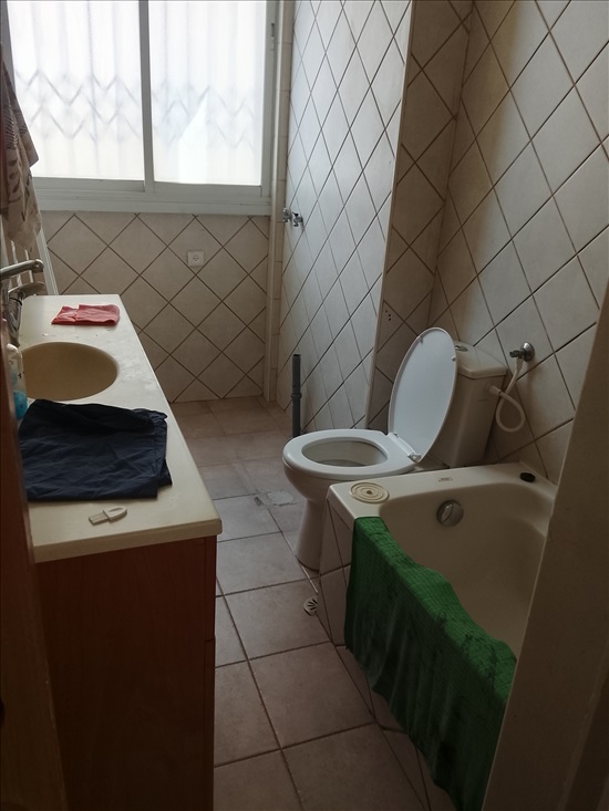 תמונה 5 ,דירה 4 חדרים להשכרה בפתח תקווה, לוחמי הגטו, כפר גנים א