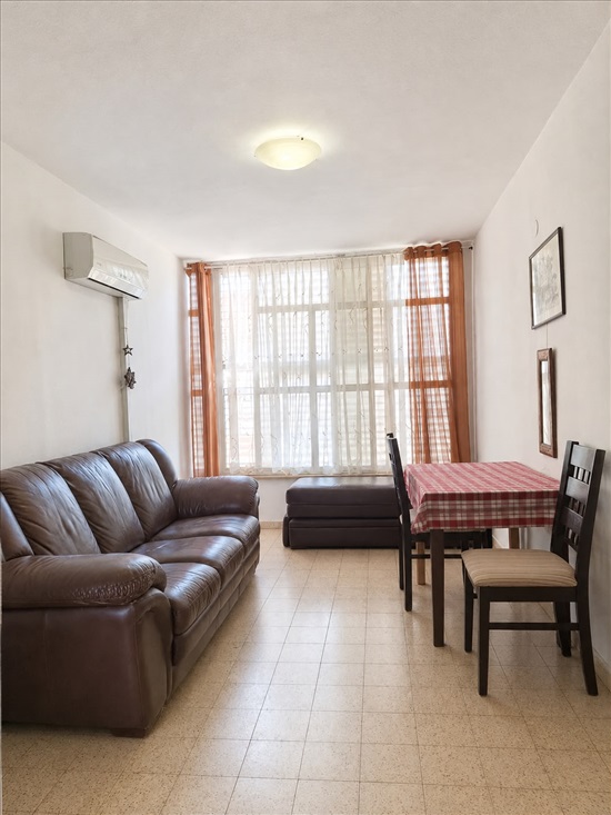 תמונה 1 ,דירה 3 חדרים להשכרה בראשון לציון, הרב זינגר, ראשונים