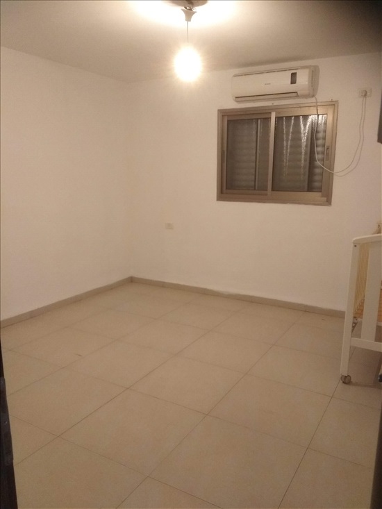 תמונה 7 ,דירה 4 חדרים להשכרה בטבריה, יצחק בן צבי, שיכון ד'