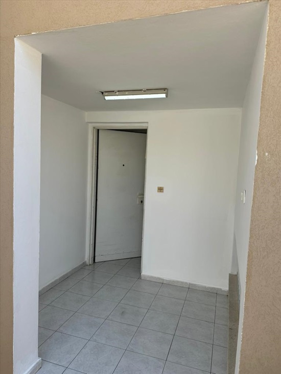 תמונה 8 ,יחידת דיור 3 חדרים להשכרה ברחובות, שלום עותמי, מרמורק