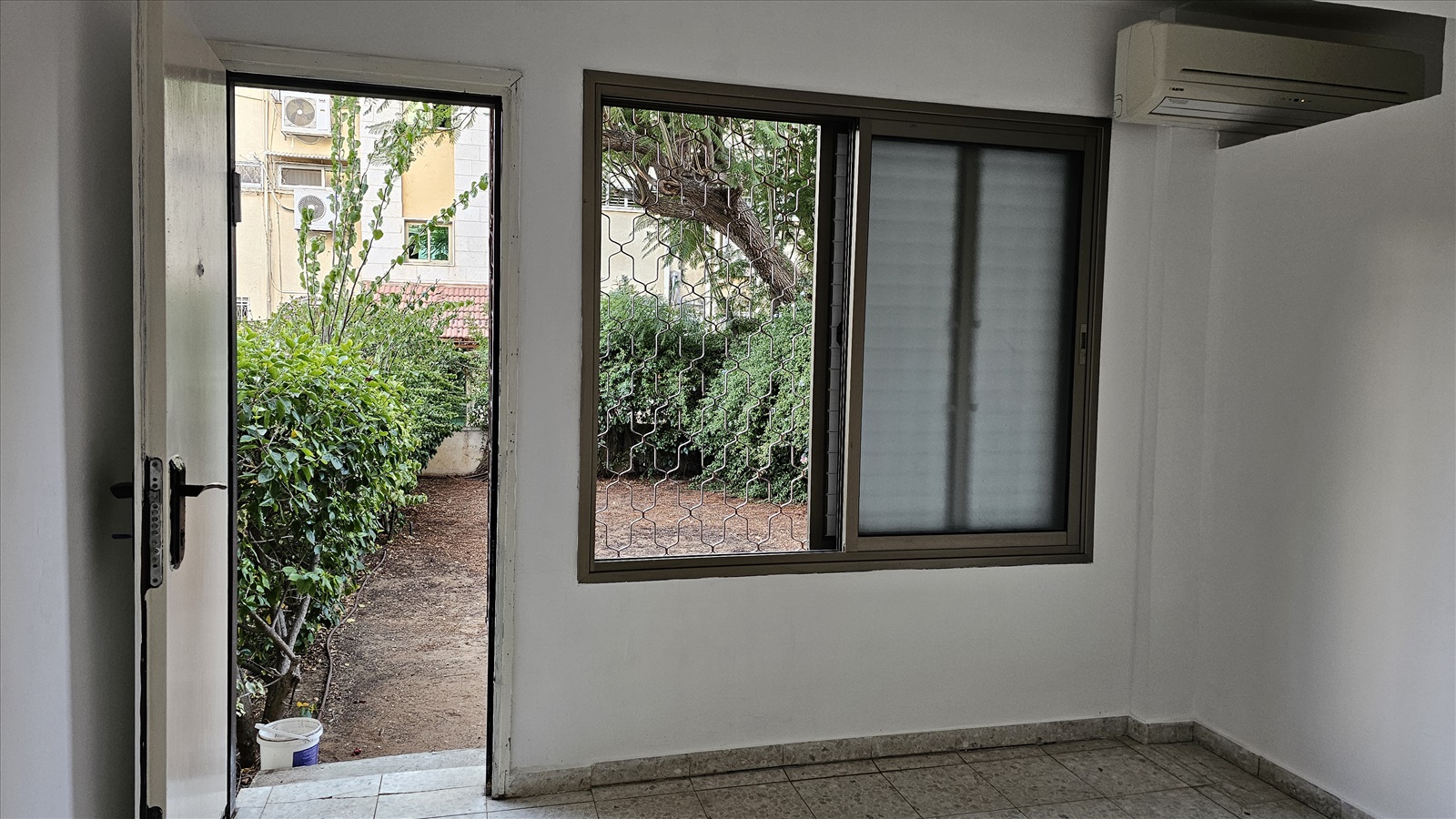 תמונה 2, דירה 2 חדרים להשכרה בבת ים, התחייה, רמת יוסף