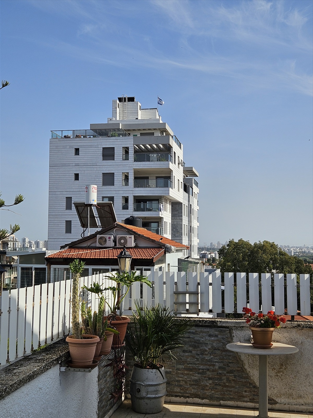 תמונה 3, דירת גג 4.5 חדרים להשכרה בראשון לציון, חלוצי יסוד המעלה, מרכז